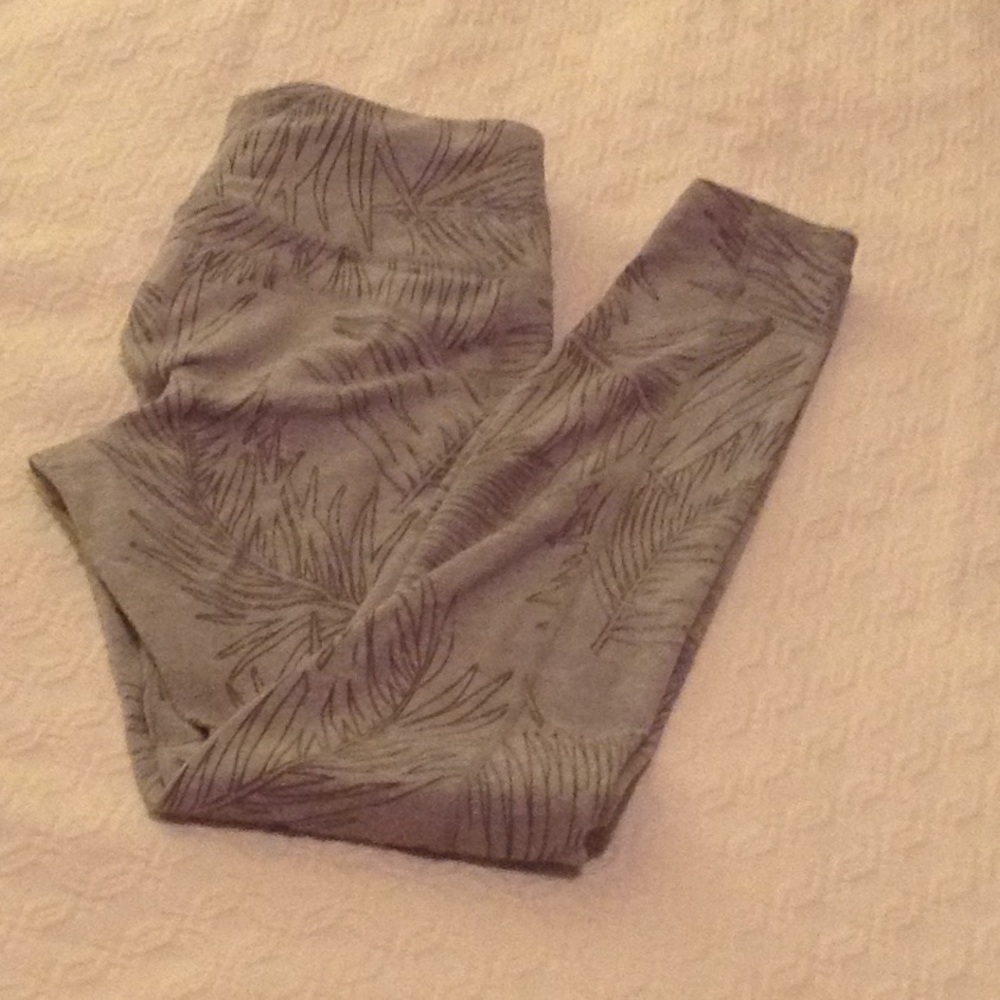 Athleta- Gray Leggings with Leaf Design